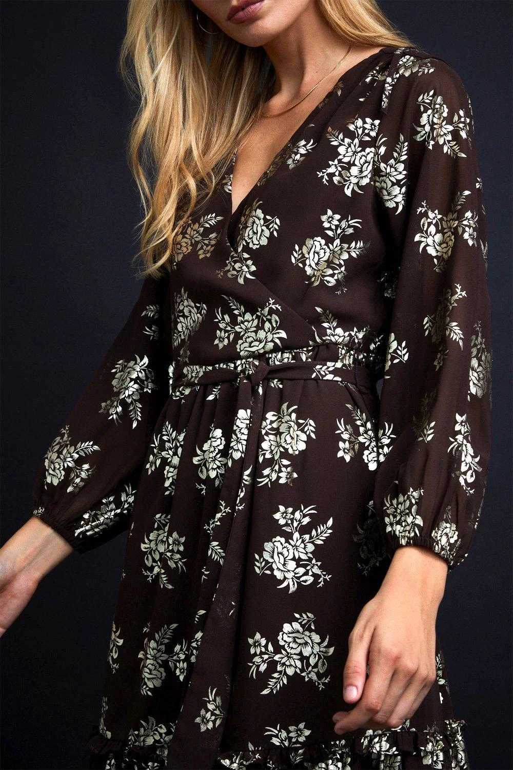 Wallis Floral Foil Print Tiered Midi Dress - Image 4