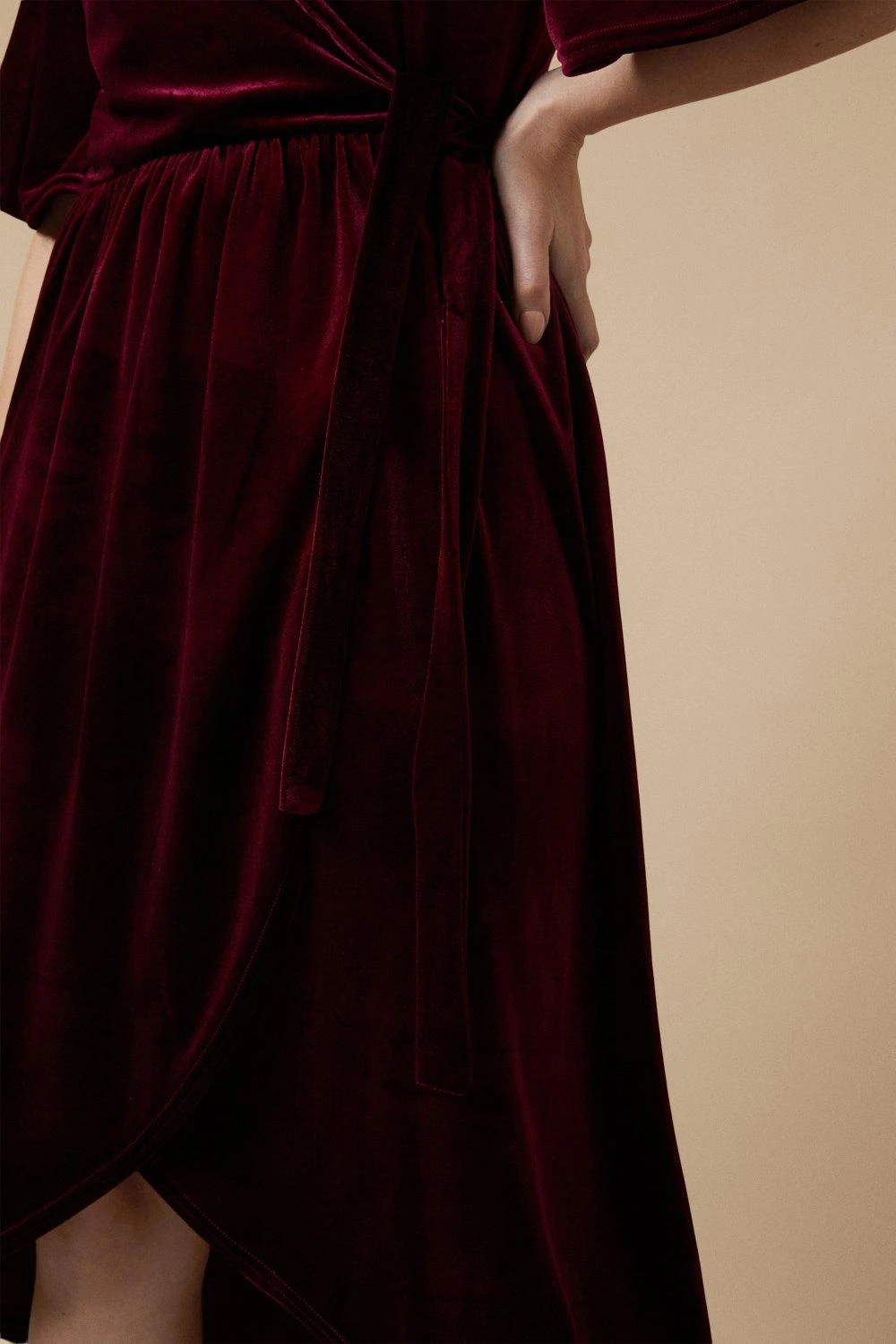 Wallis Tall Velvet Wrap Midi Dress - Image 4