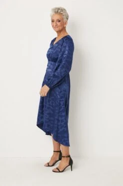 Wallis Petite Satin Viscose Jacquard Button Midi Dress