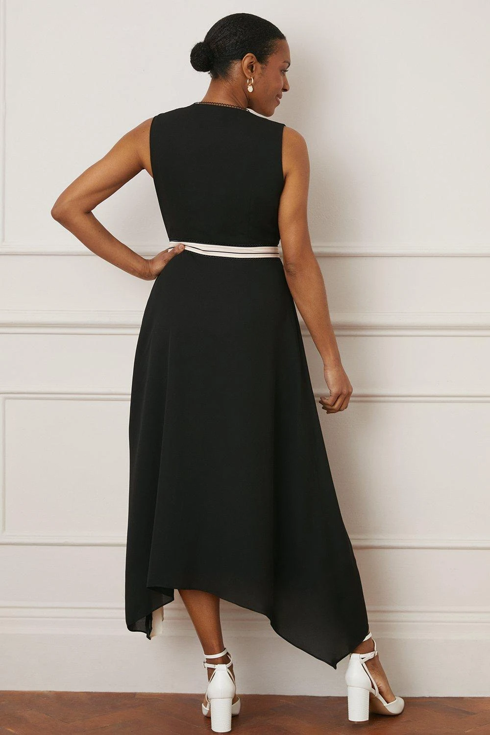 Wallis Contrast Pleat Skirt Wrap Midi Dress - Image 3