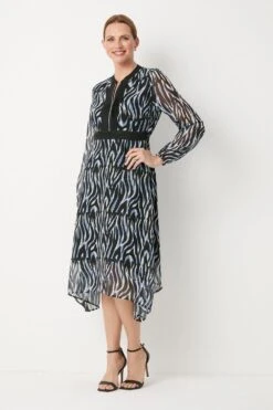 Wallis Blue Zebra Pleated Midi Dress