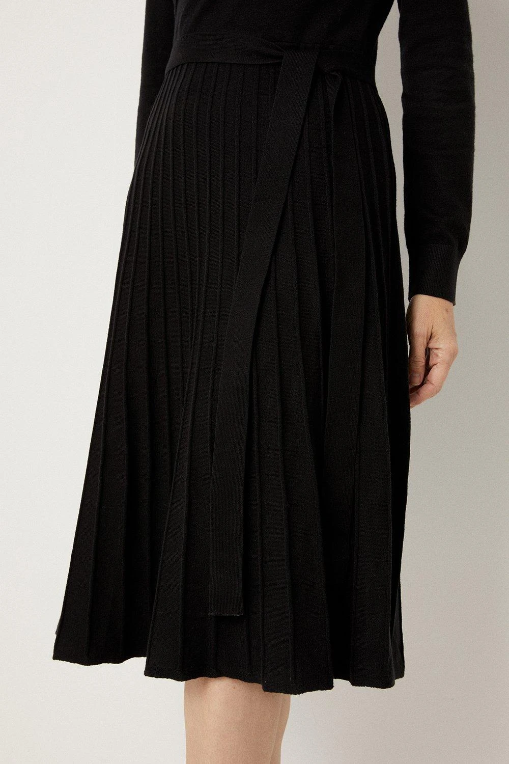Wallis Wrap Pleated Knitted Dress - Image 6