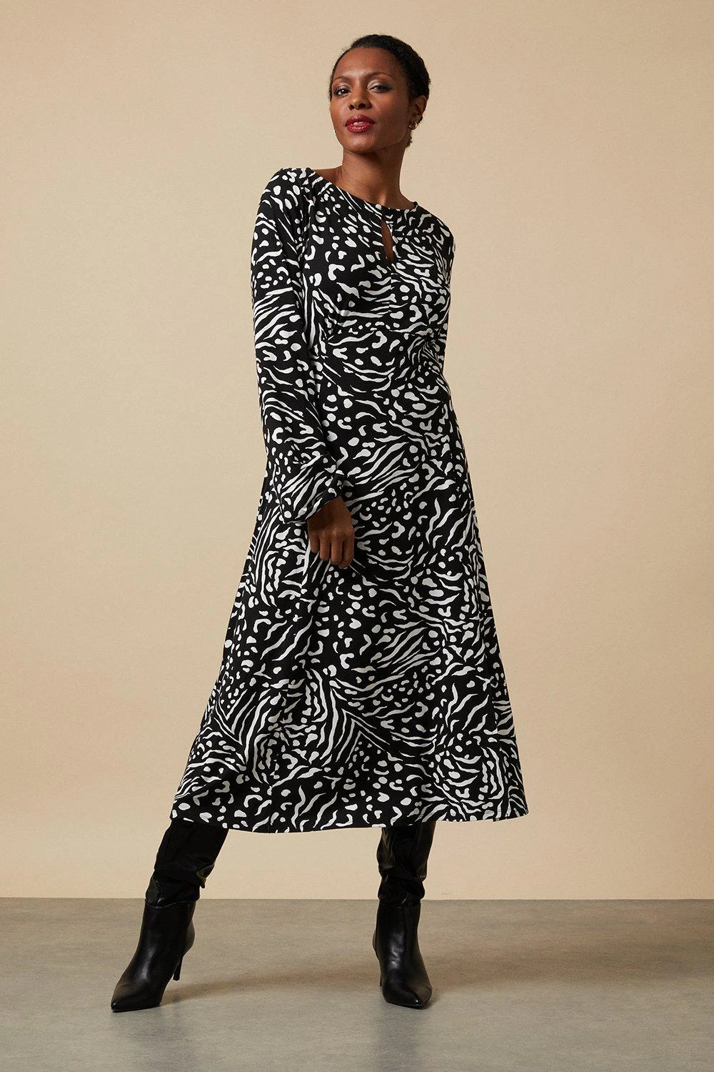 Wallis Tall Mono Animal Jersey Keyhole Midi Dress - Image 2