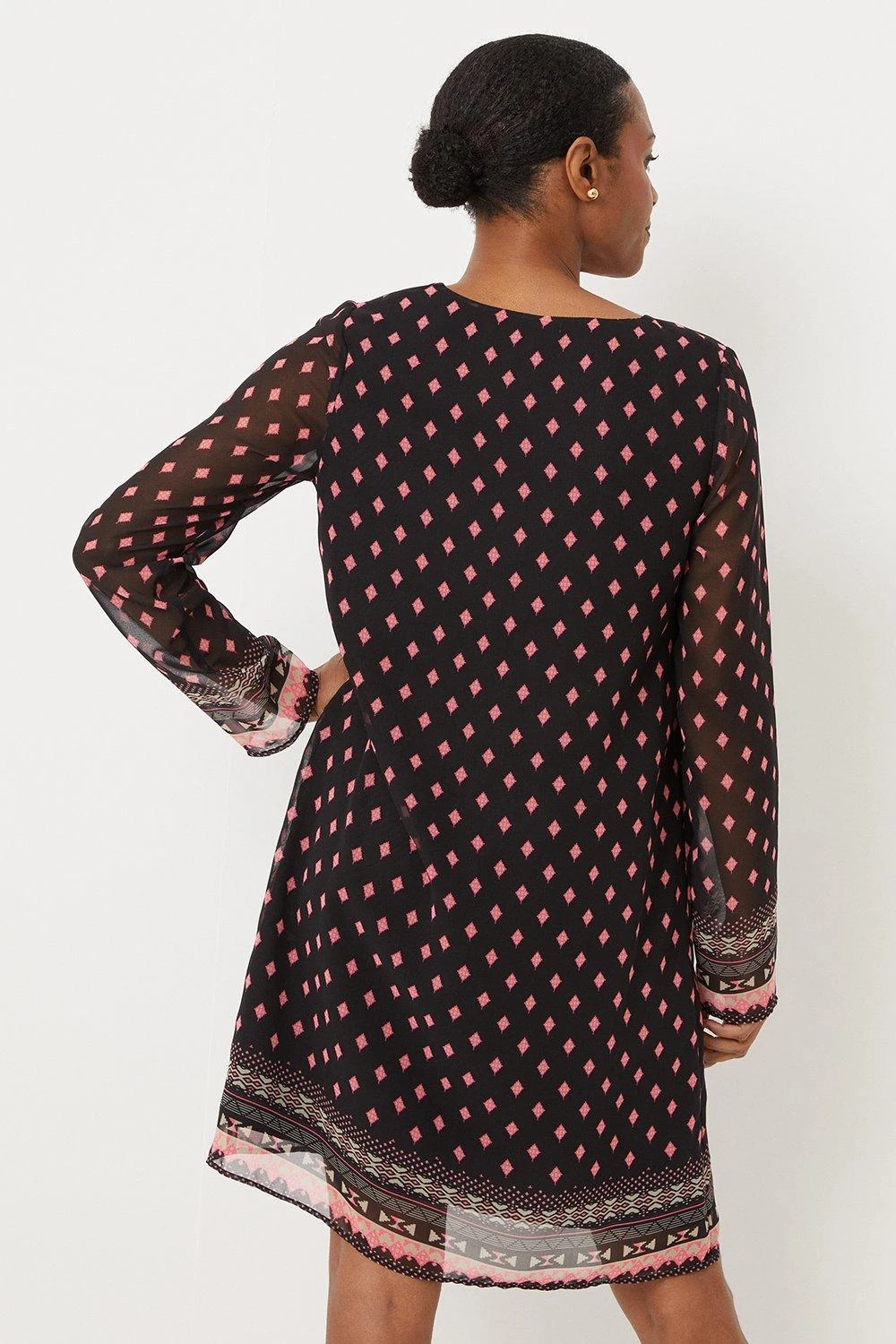 Wallis Black And Pink Geo Border Shift Dress - Image 3