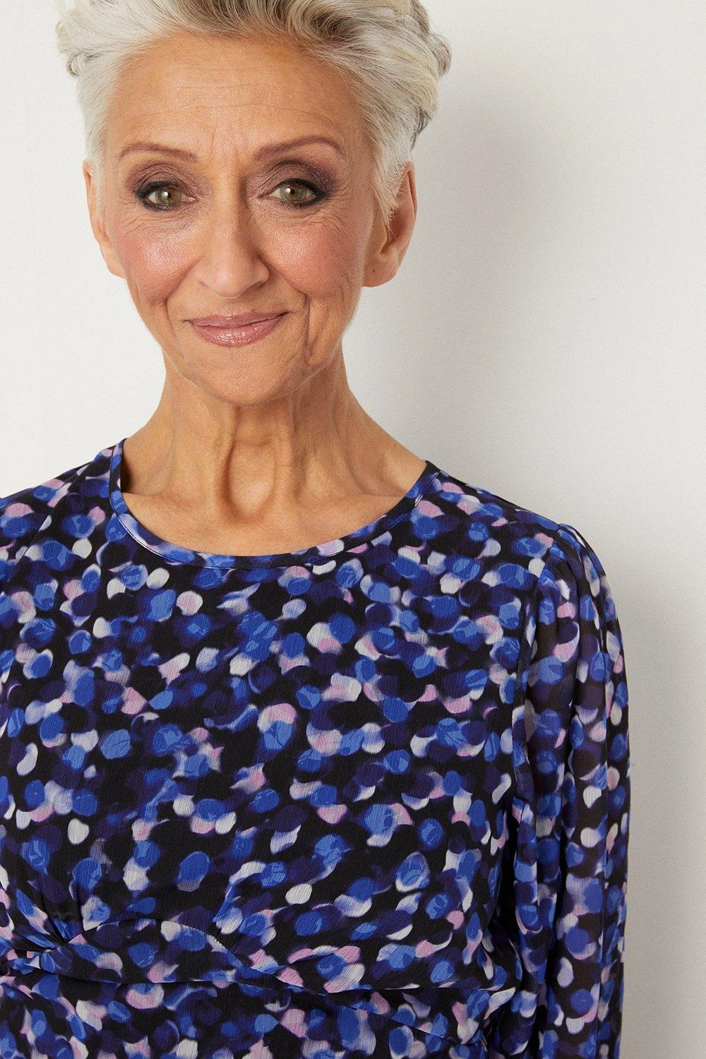 Wallis Petite Chiffon Spot Midi Dress - Image 6