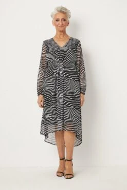 Wallis Petite Mono Zebra Bar Detail Midi Dress
