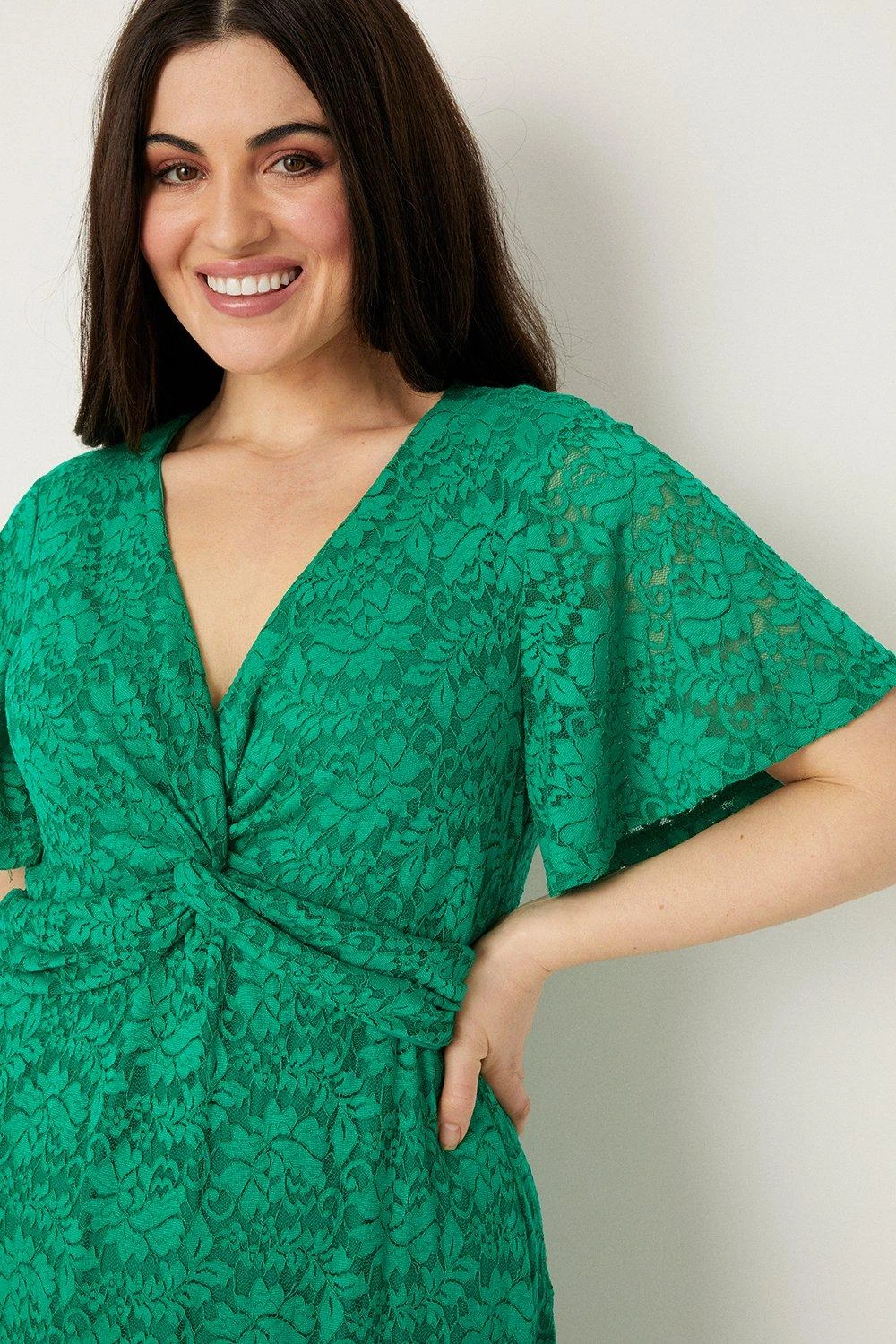 Wallis Curve Lace Angel Sleeve Twist Midi Dress - Image 4