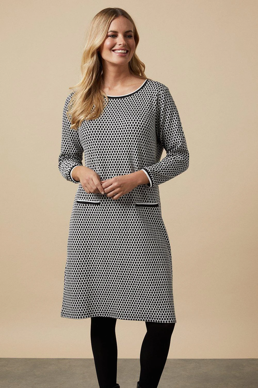 Wallis Petite Mono Geo Jacquard Shift Dress - Image 2