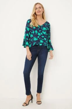 Wallis Petite Green Stencil Floral Split Cuff Blouse