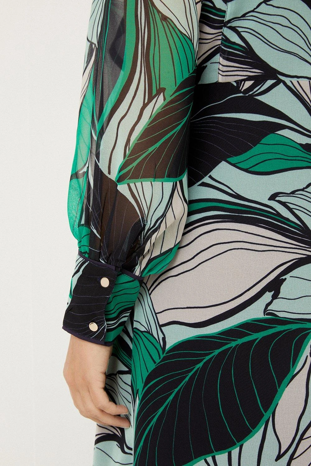 Wallis Petite Green Floral Ruffle Front Wrap Midi Dress - Image 7