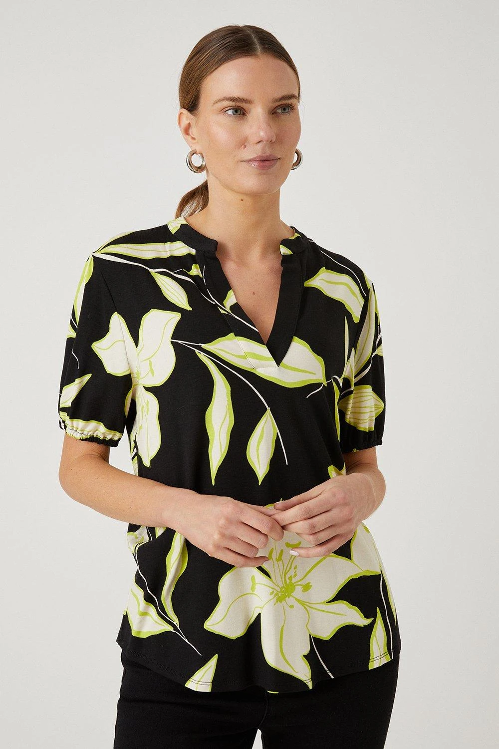 Wallis Black Lily Overhead Shirt
