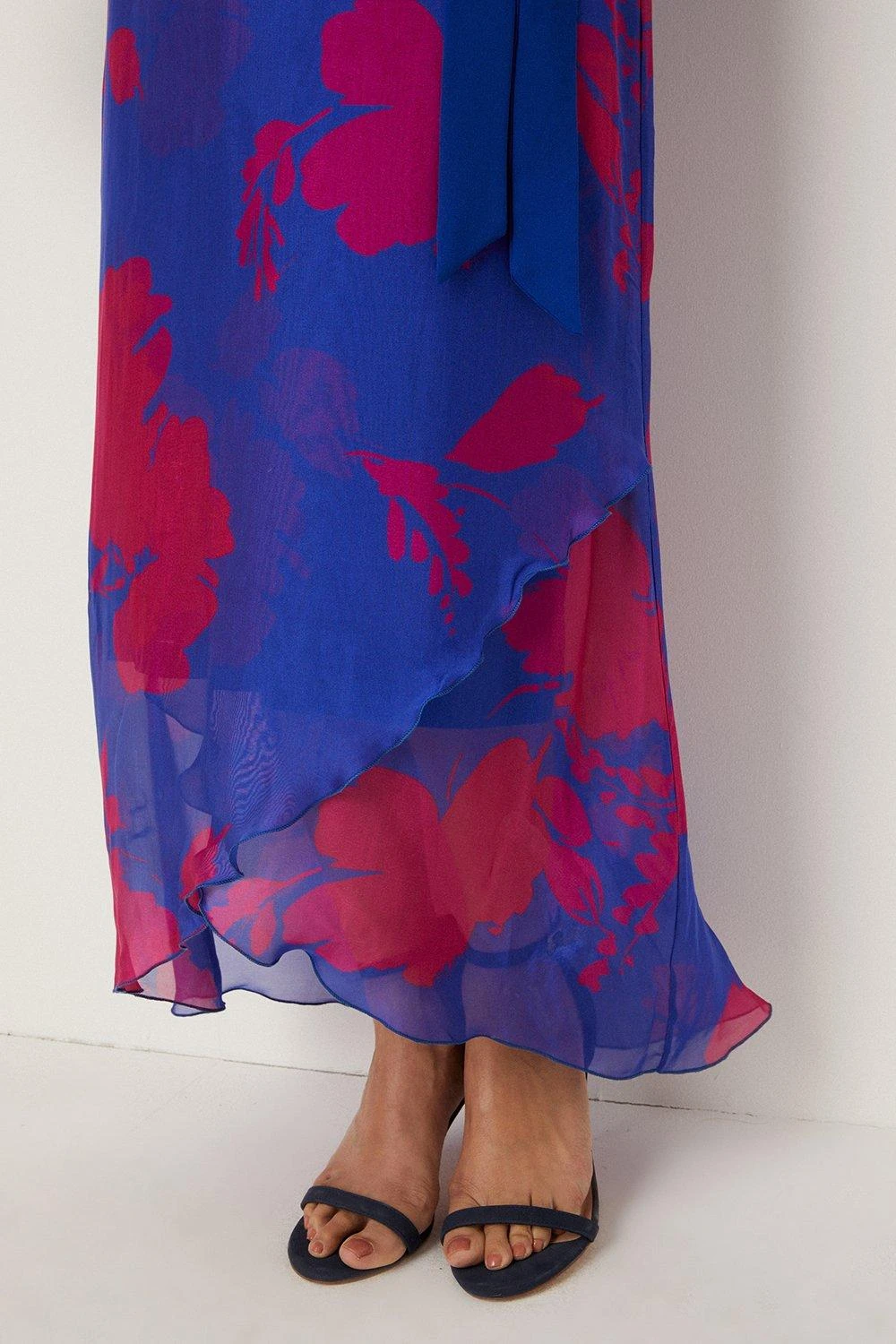 Wallis Petite Silk Mix Pink Floral Wrap Dress - Image 4