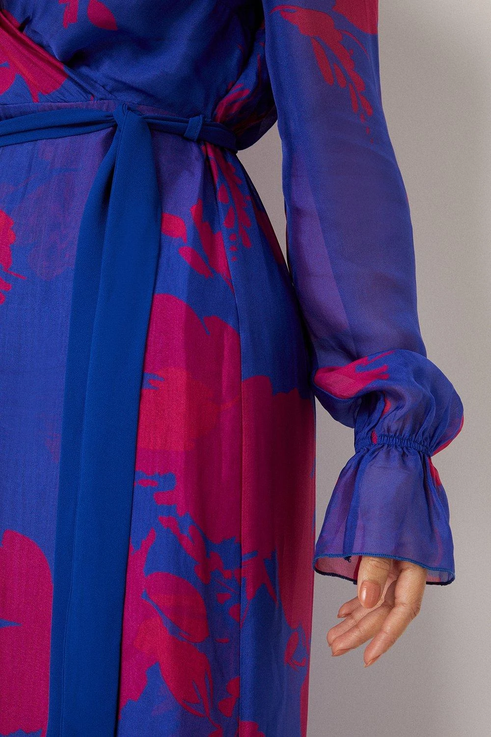 Wallis Petite Silk Mix Pink Floral Wrap Dress - Image 6