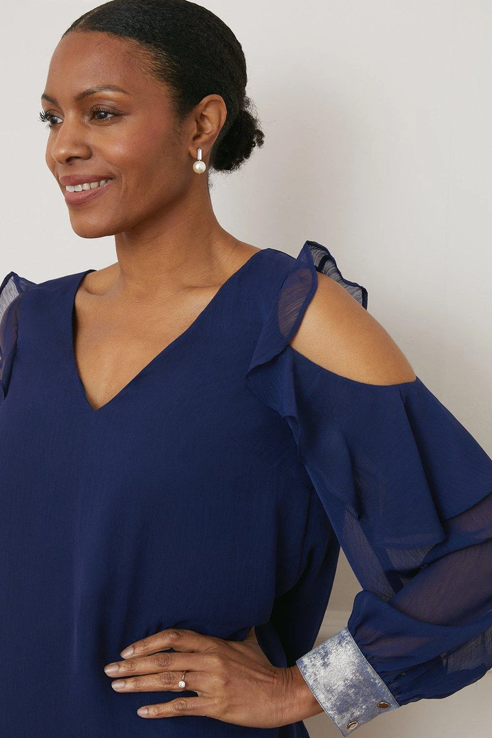 Wallis Foil Cuff Cold Shoulder Top - Image 2