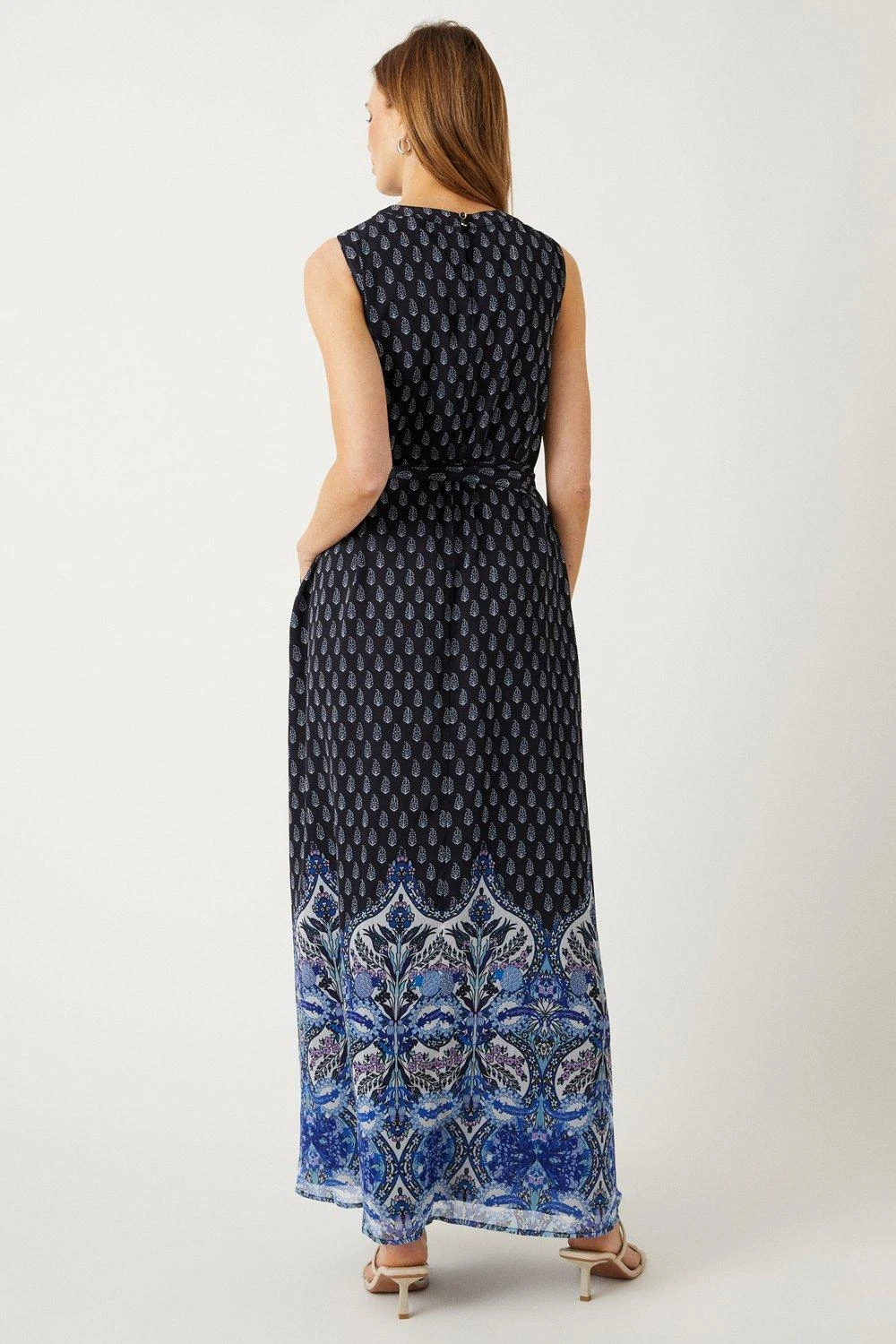 Wallis Blue Paisley Border Sleeveless Maxi Dress - Image 3