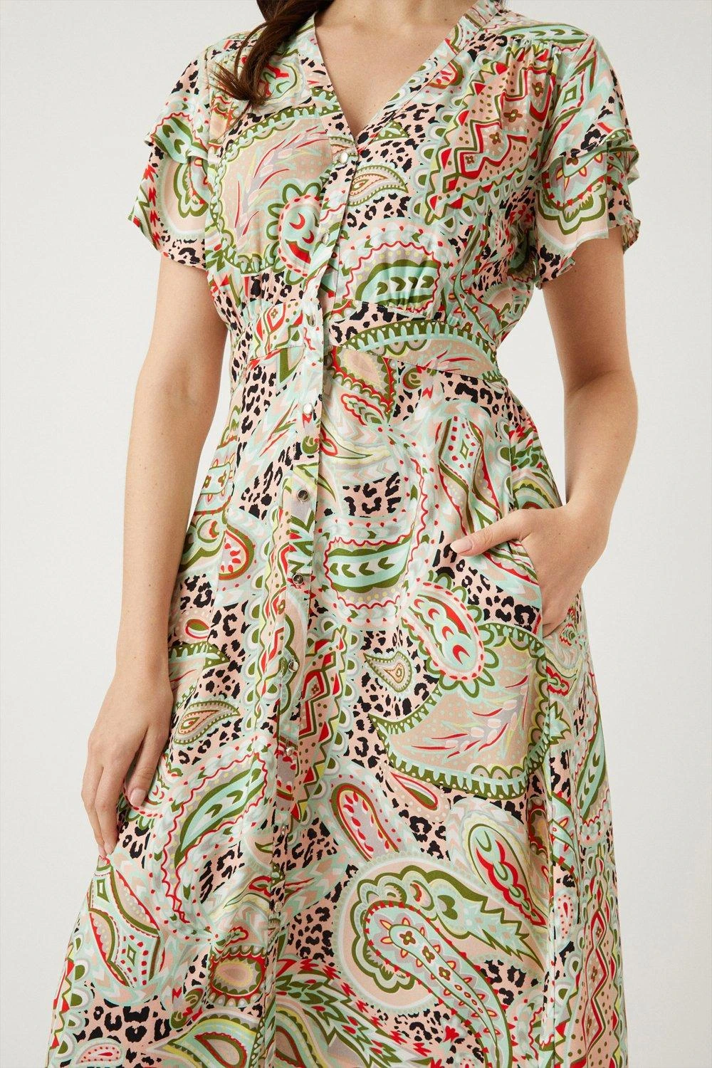 Wallis Green Floral Midi Button Through Tea Dress - Image 2