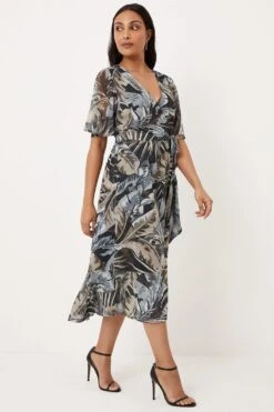 Wallis Petite Neutral Palm Print Flutter Sleeve Wrap Dress