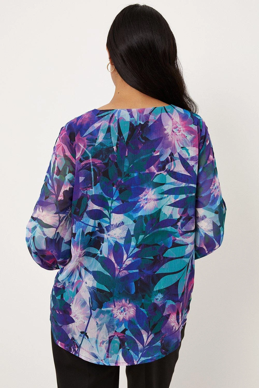 Wallis Petite Printed Slit Sleeve Wrap Top - Image 3
