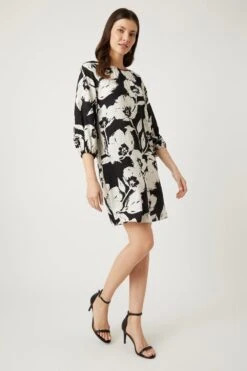 Wallis Mono Floral Pleat Detail Shift Dress