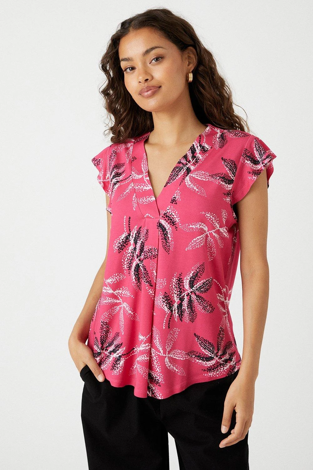Wallis Petite Pink Leaf Jersey V Neck Top