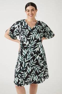 Wallis Curve Black Leaf Print Shift
