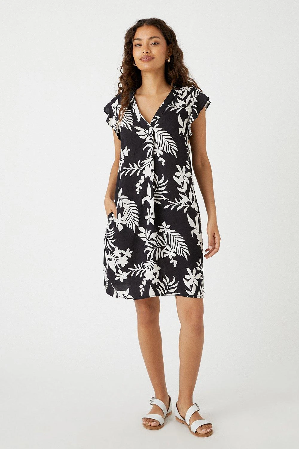 Wallis Petite Mono Palm Shift Dress