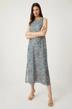 Wallis Blue Giraffe Maxi Dress